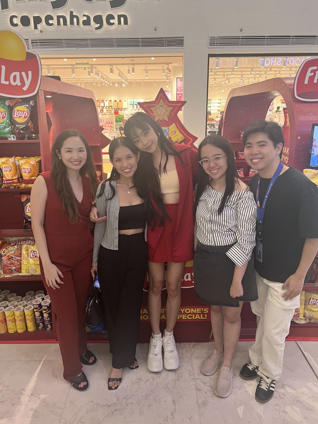 Ally with the Hatch team and Maymay Entrata at the Lay's holiday activation